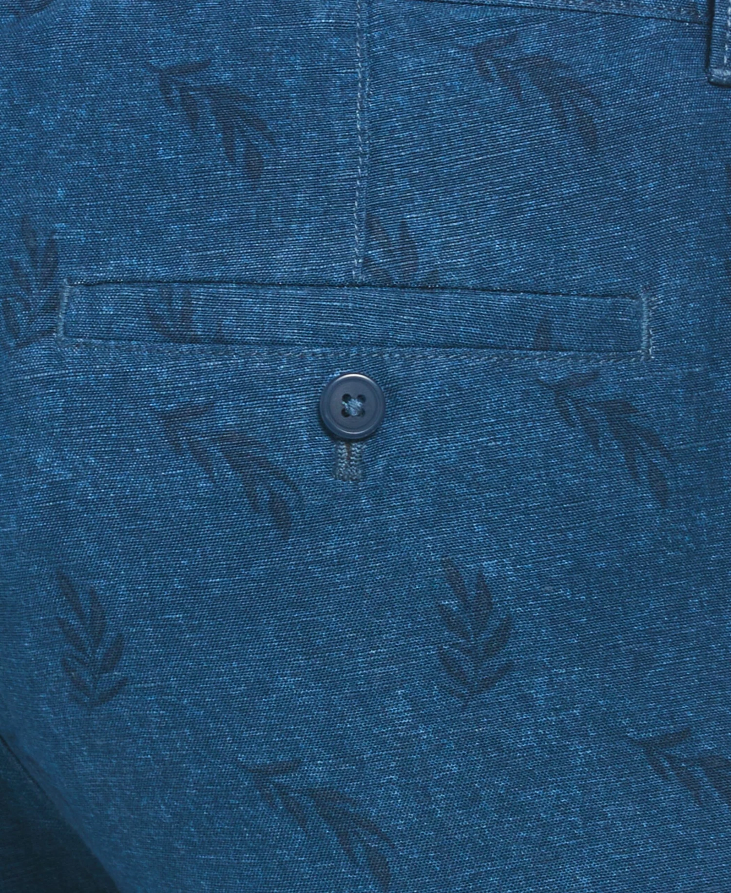 Linen Blend Tropical Leaf Print Short 5 Linen Blend Tropical Leaf Print Short - Image 3